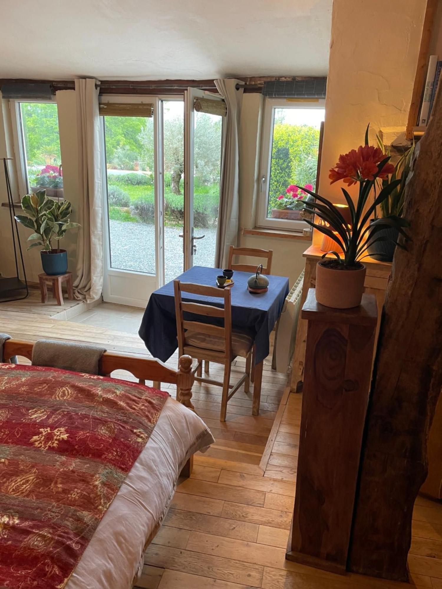 Delightful French Rustic Studio Jumilhac-le-Grand المظهر الخارجي الصورة